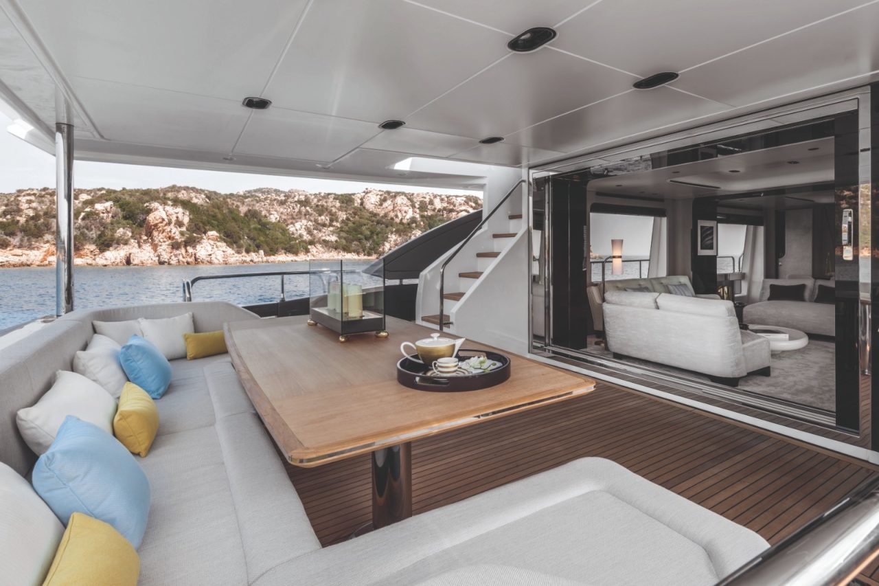 Azimut Grande 27M