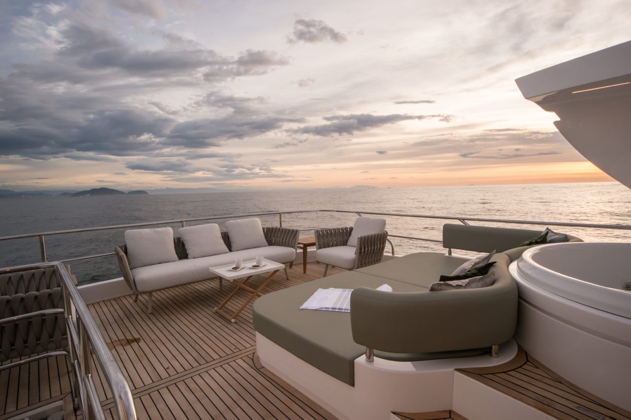 Intermarine 95